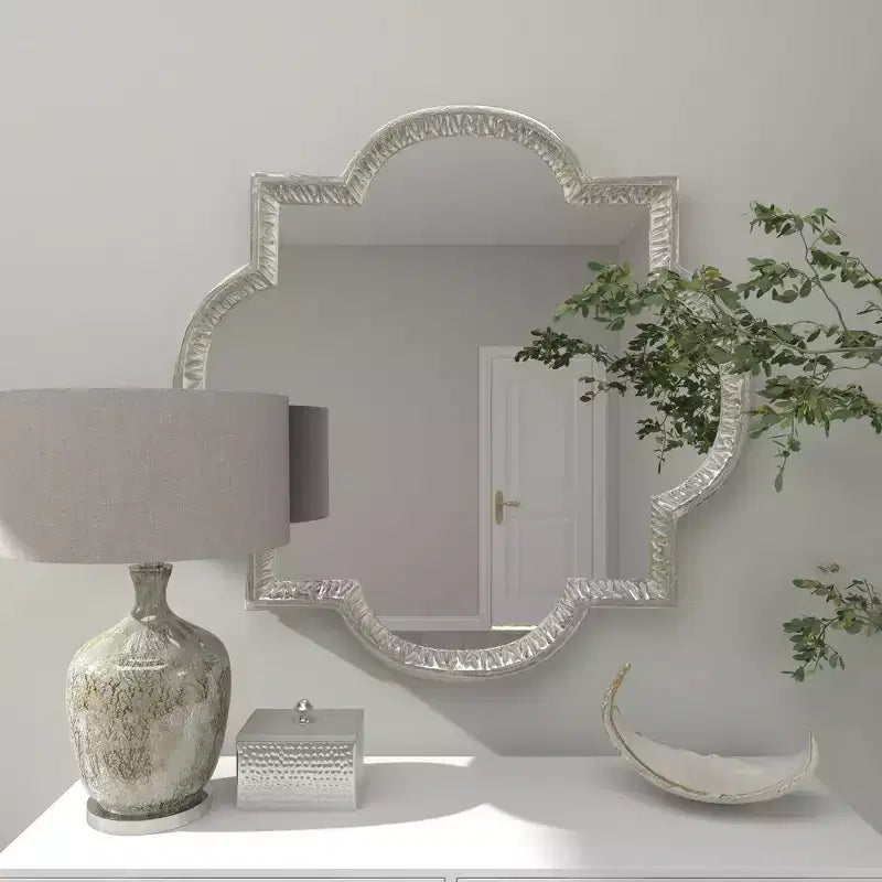 Specchio da parete in alluminio Quatrefoil grigio, rotondo glamour, 39,5 pollici