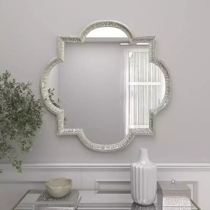 Specchio da parete in alluminio Quatrefoil grigio, rotondo glamour, 39,5 pollici