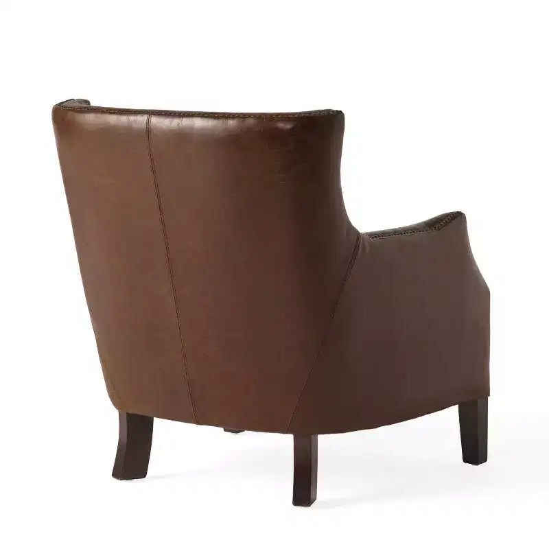 Poltrona Club Contemporanea in Vera Pelle con Bordatura Borchiata, Gambe in Legno di Gomma, Marrone Chiaro Vintage