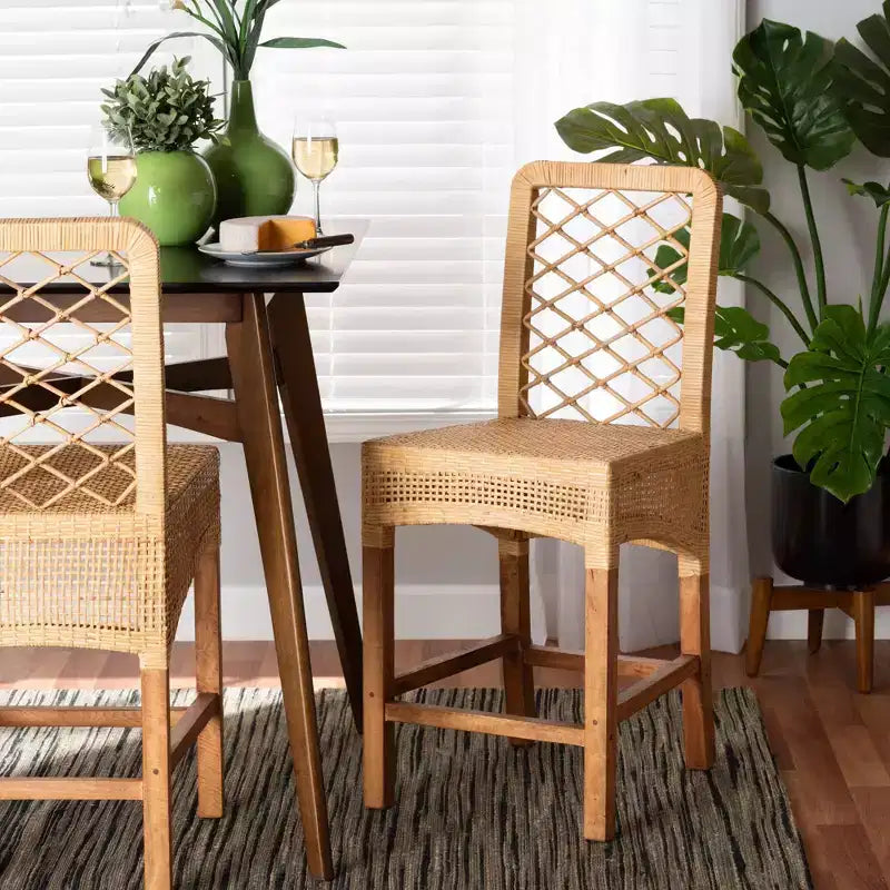 Sgabello da Bar Altezza Bancone in Rattan e Legno di Mango, Stile Bohemien, Naturale/Noce, Nessun Montaggio Richiesto
