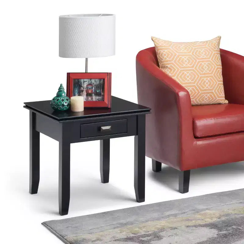 Tavolino da salotto quadrato da 21" in legno massello con cassetto, stile contemporaneo, accessori in bronzo, marrone