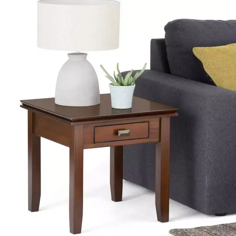 Tavolino da salotto quadrato da 21" in legno massello con cassetto, stile contemporaneo, accessori in bronzo, marrone